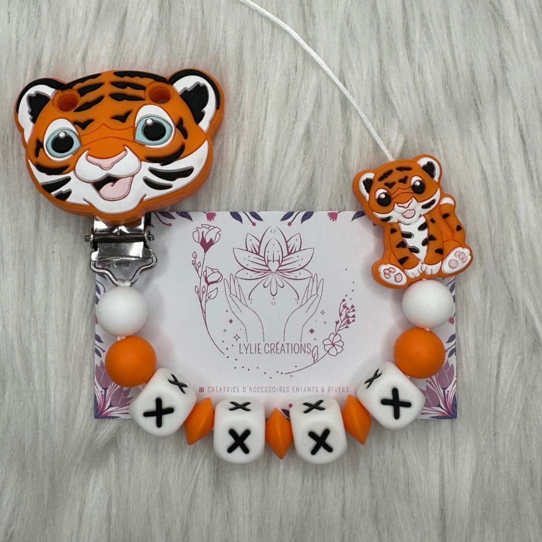 Photo Attache tétine Tigre