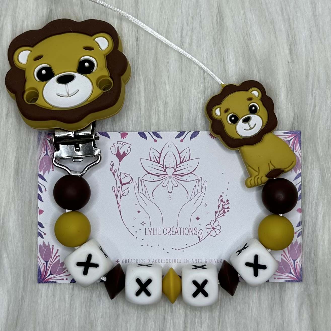 Photo Attache tétine Lion